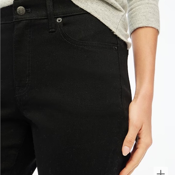 J crew Petite curvy essential straight black jean in all-day stretch - Picture 2 of 5